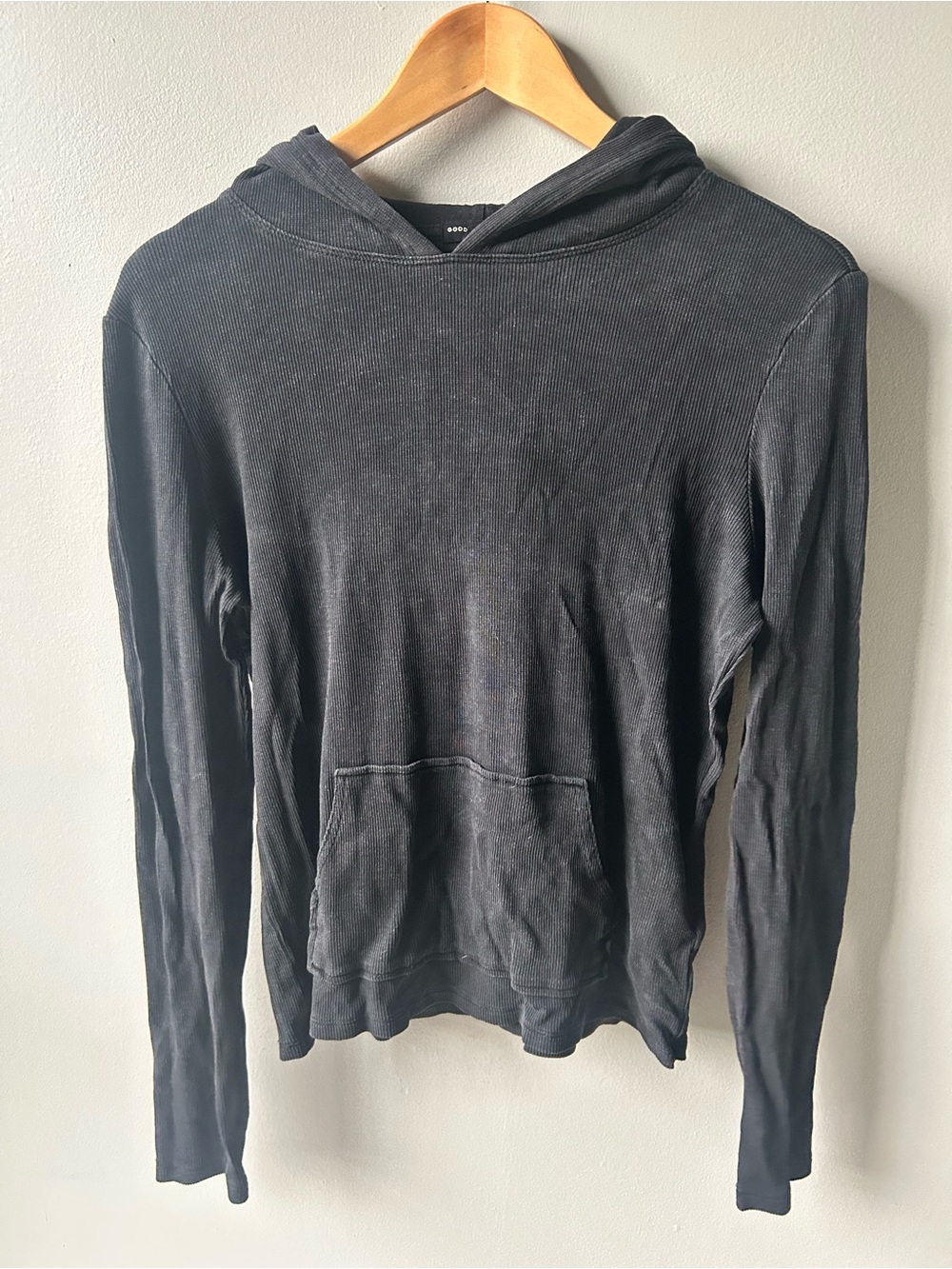 Good American Soft Ribbed Black Lightweight Fitted Hoodie